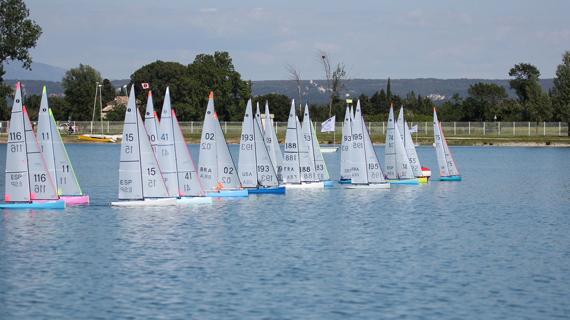 Voile Radio Commandée